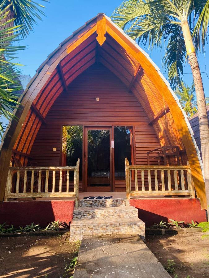 Oktavia Bungalows Gili Air Exterior foto